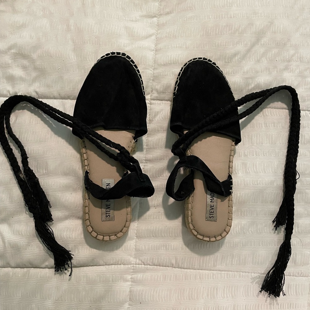 STEVE MADDEN SANDALS